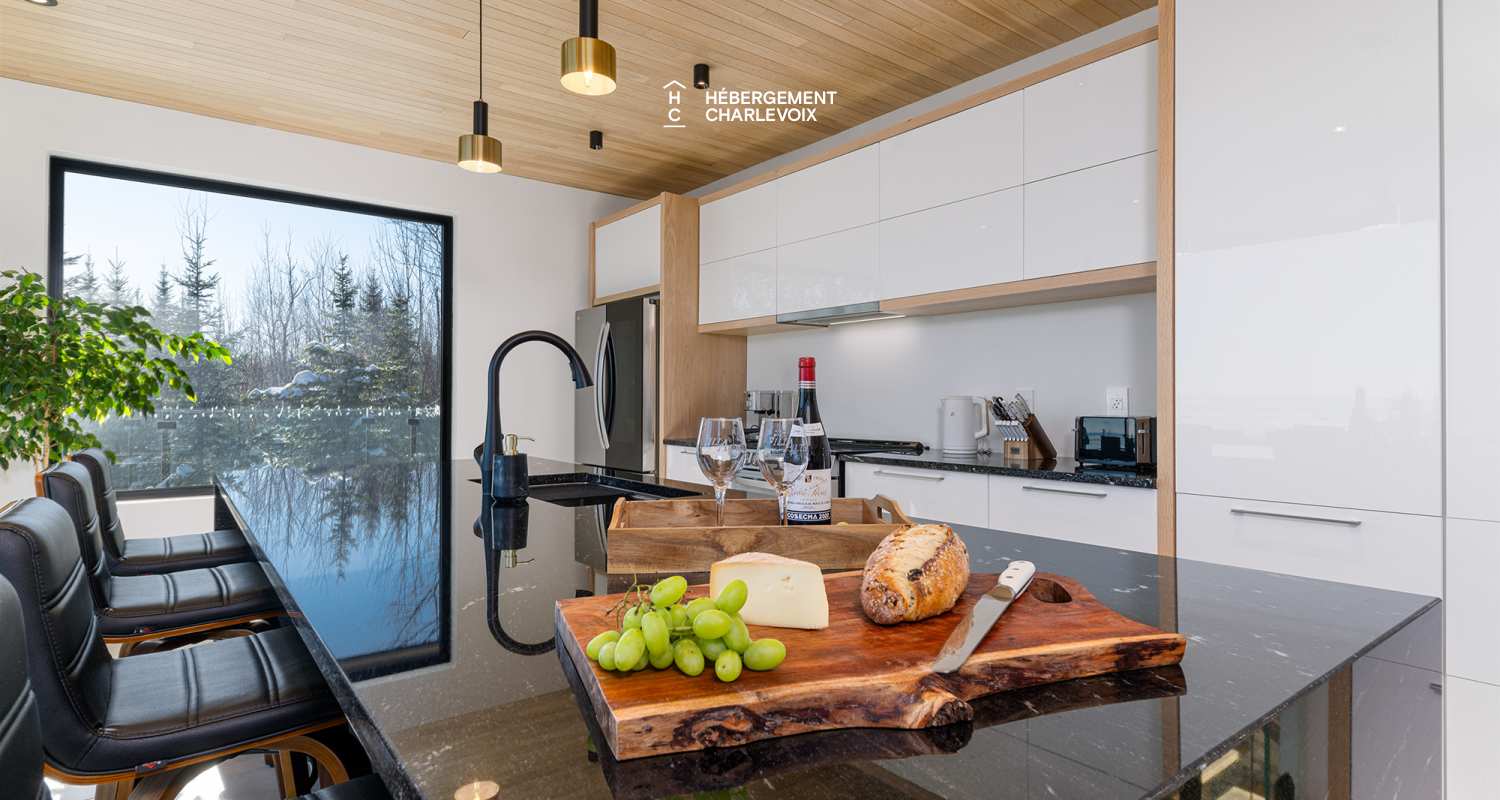 ALT-49 - A billiard room to entertain evenings.